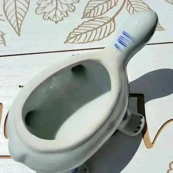 Handmade China Blue Fine Porcelain Exclusively For Seymour Mann - Picture 7 of 8